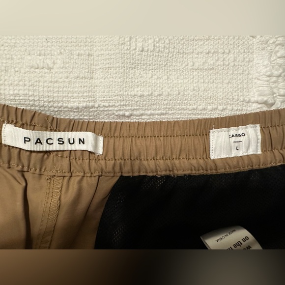 PacSun Cargo shorts - Picture 2 of 3